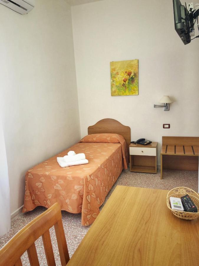 Hotel Pineta San Menaio Kültér fotó