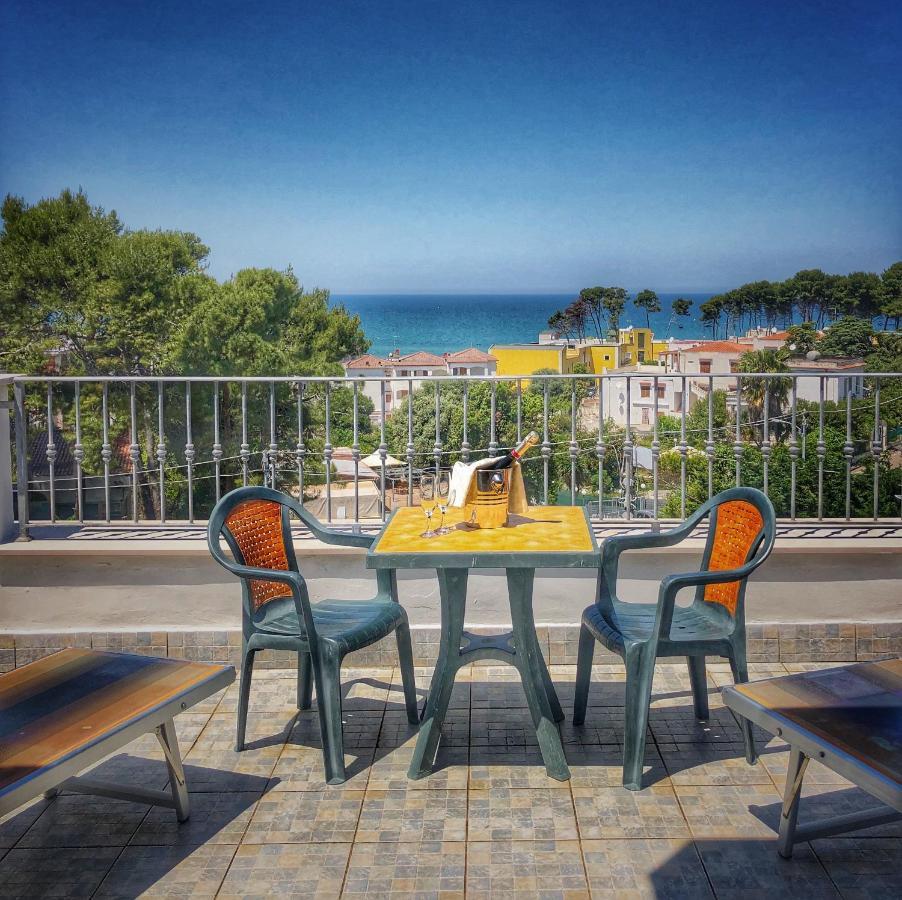 Hotel Pineta San Menaio Kültér fotó